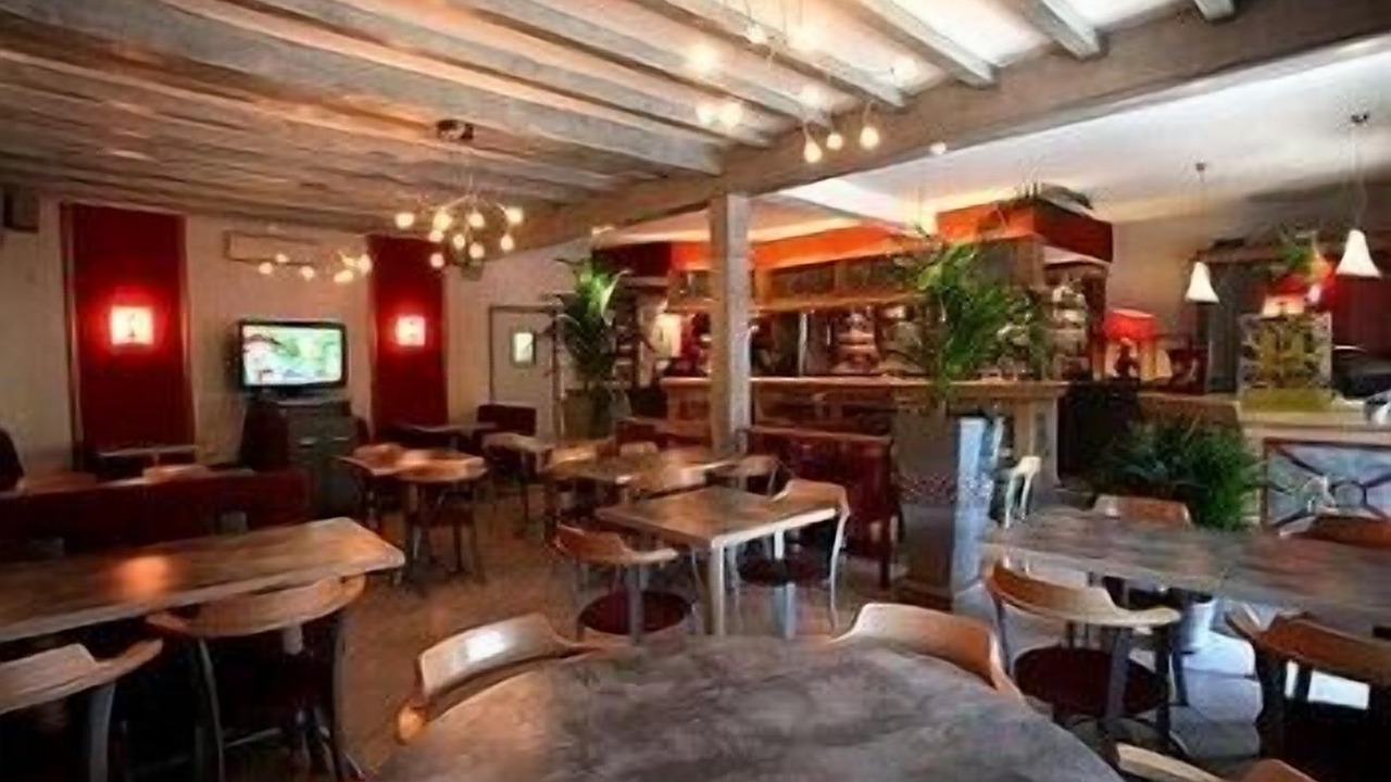 Photo of Others in Beze