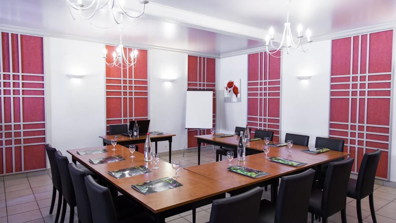 Photo of Others in Beze