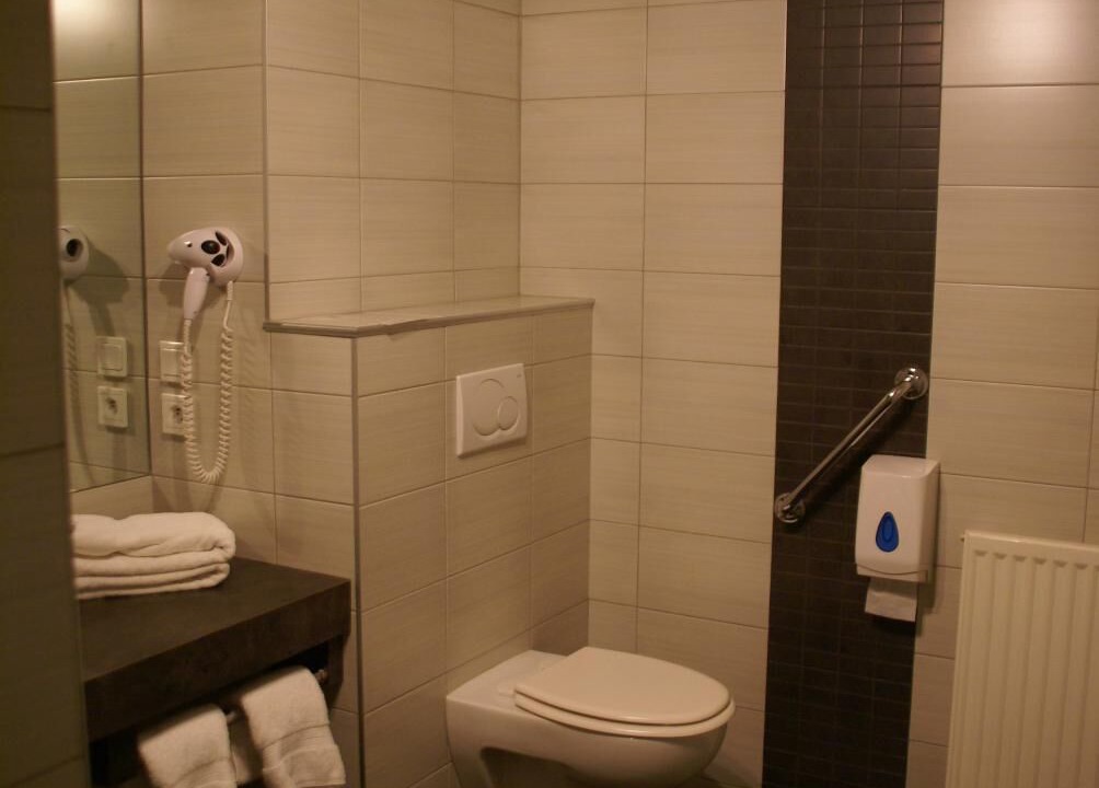 Photo of Others in Beze