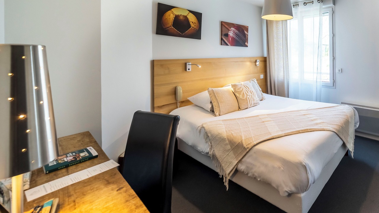 Photo of Bedroom in Baud
