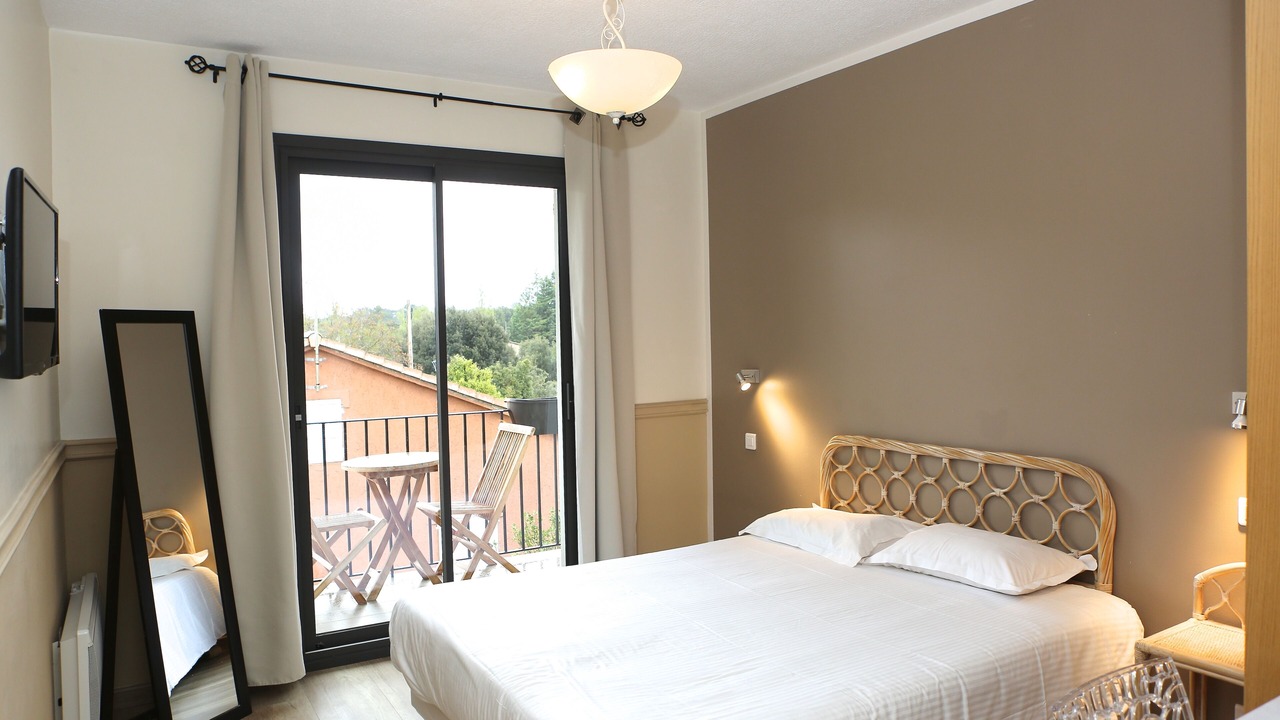 Photo of Others in Quenza