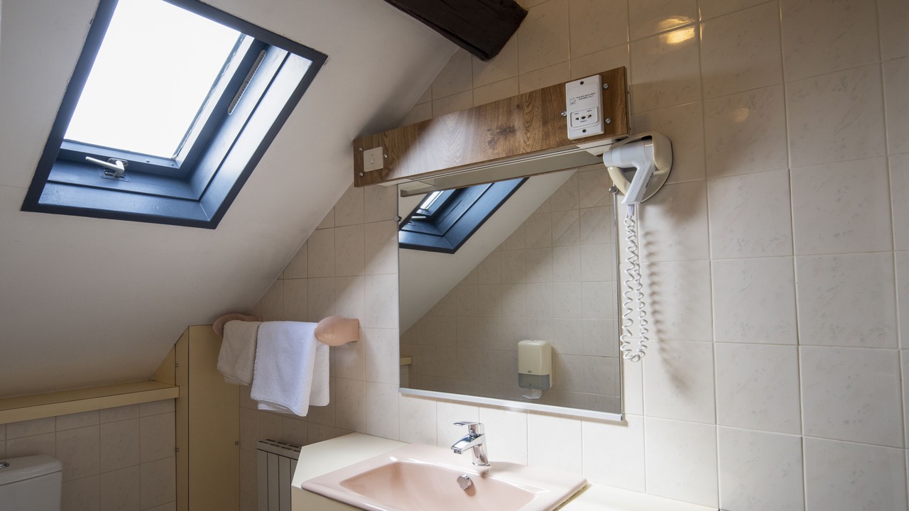 Photo of Bathroom in Cambrai