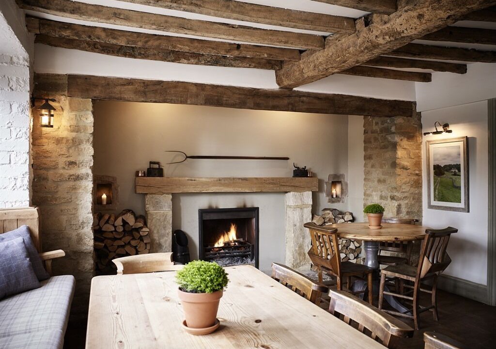 Photo of Others in Meysey Hampton