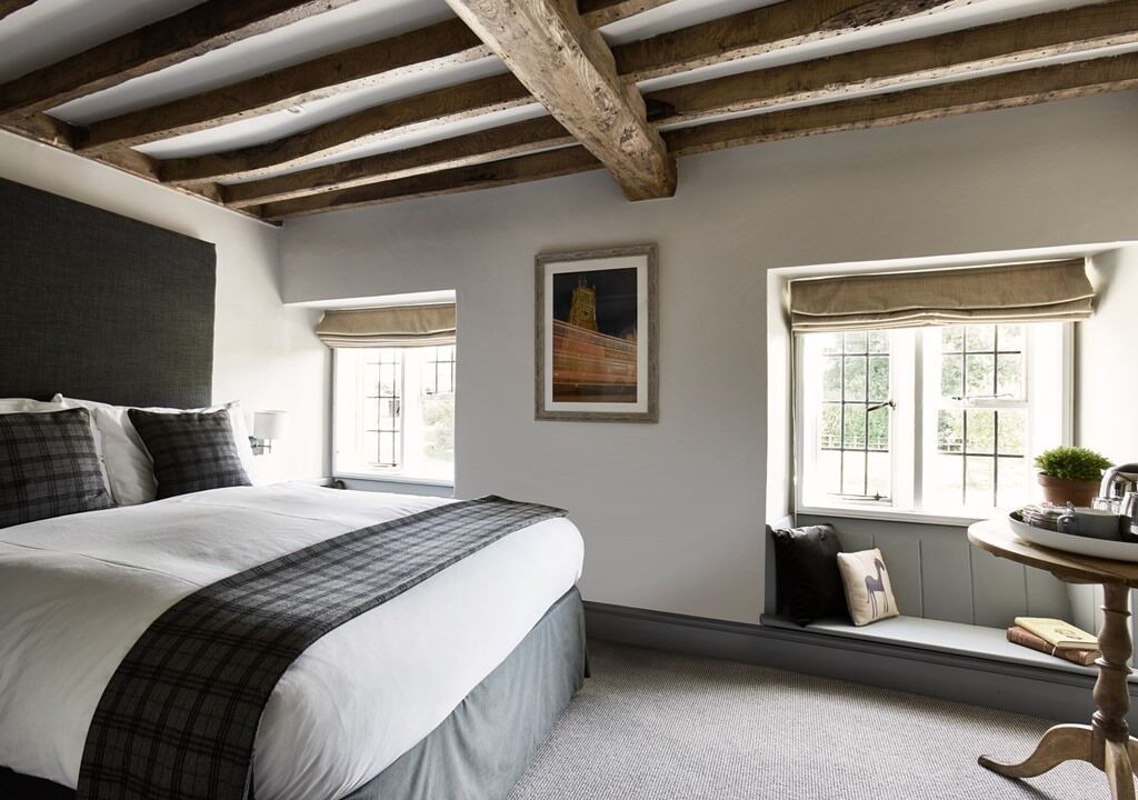 Photo of Bedroom in Meysey Hampton