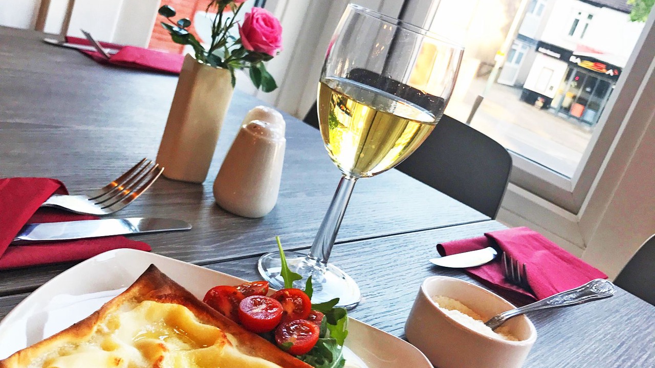 Photo of Others in Pettits