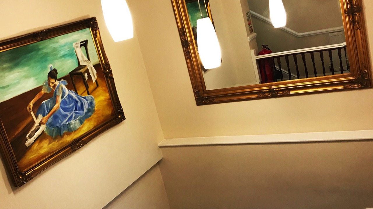 Photo of Others in Pettits