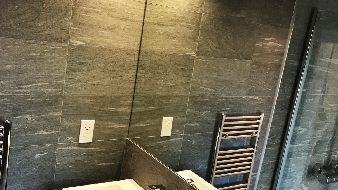 Photo of Others in Pettits