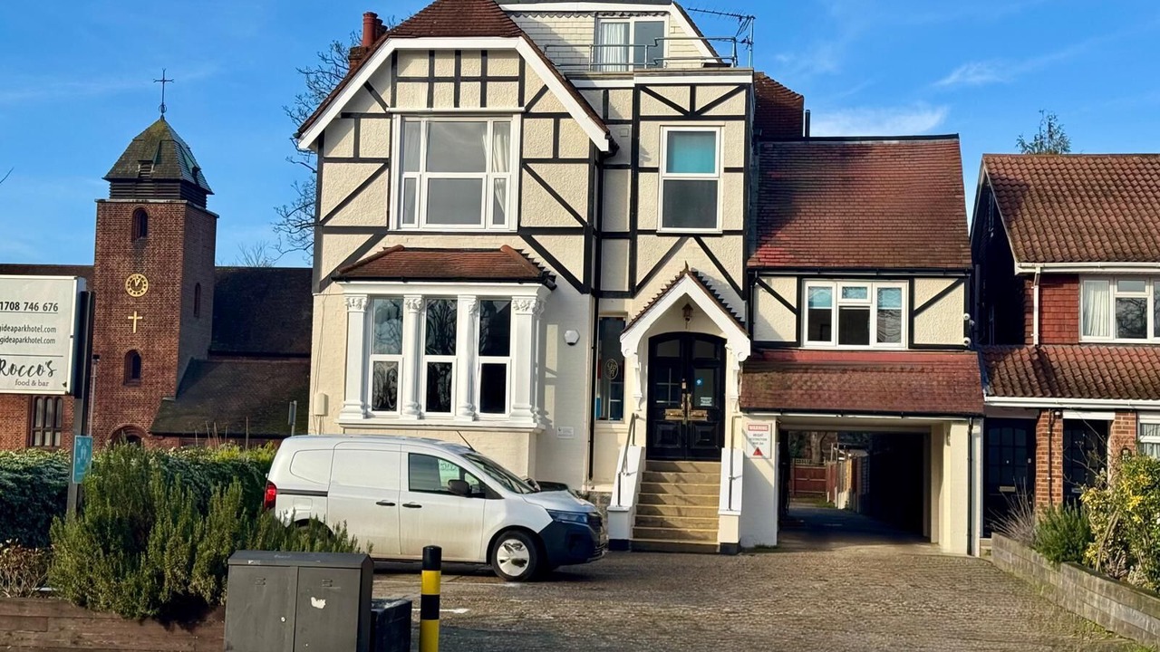 Photo of Outdoor in Pettits