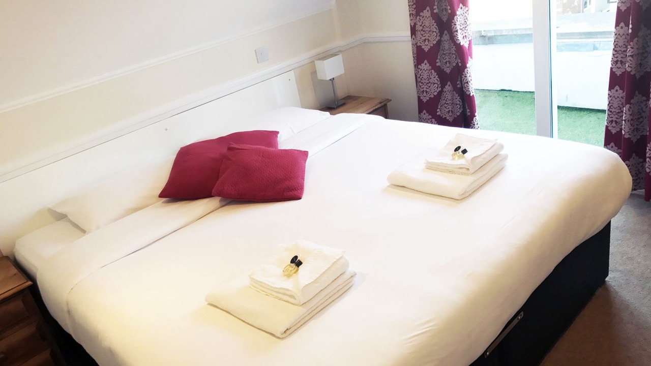 Photo of Others in Pettits