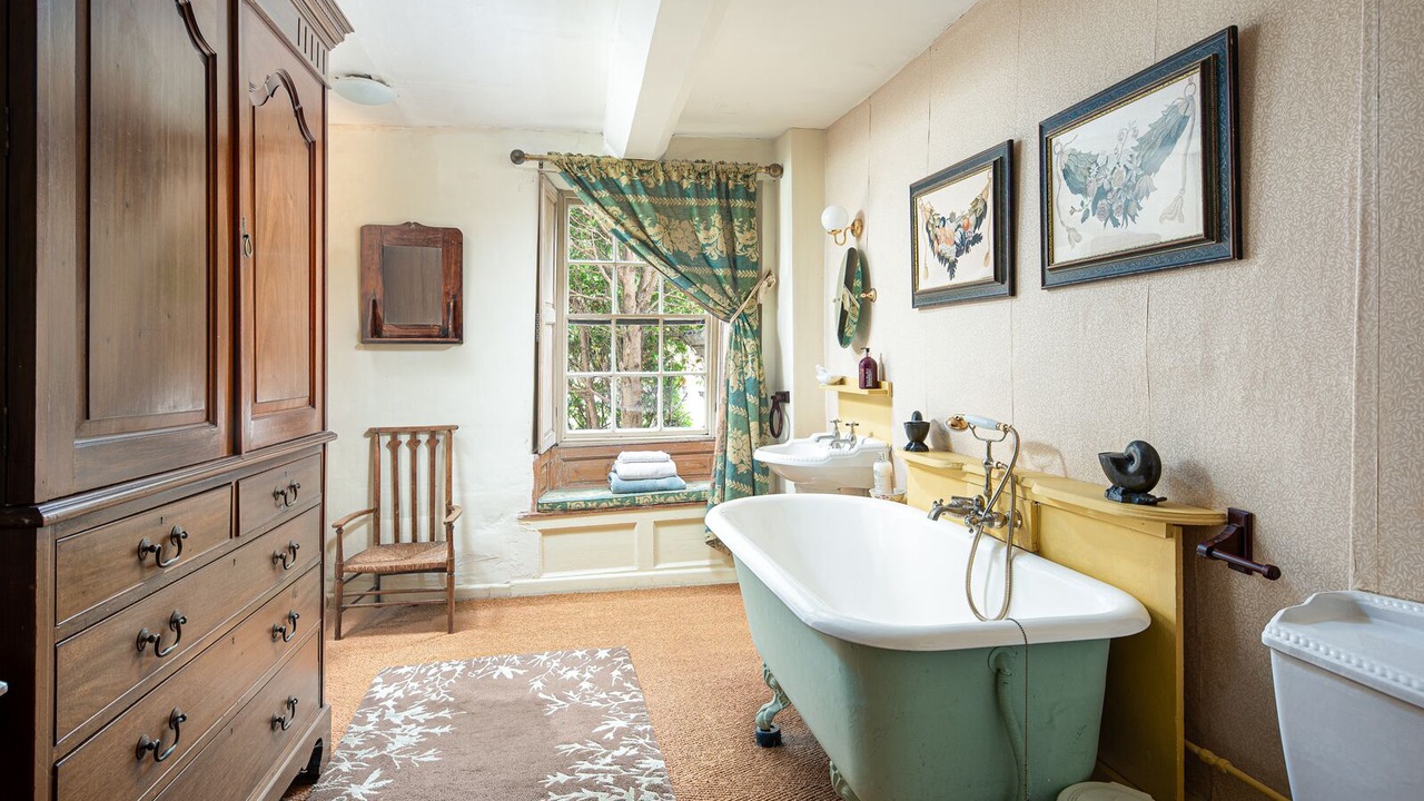 Photo of Others in Cross