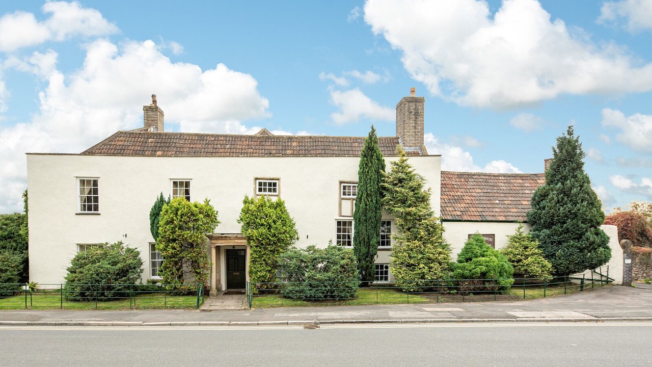 Photo of Outdoor in Cross