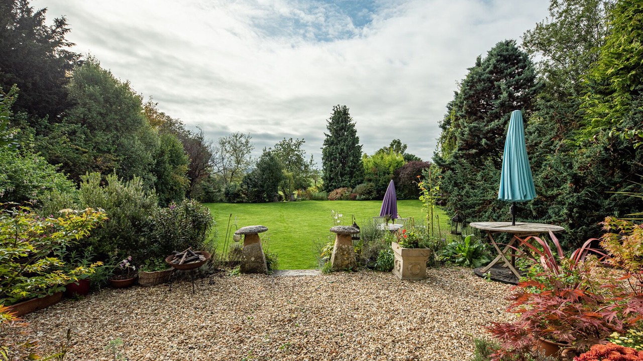 Photo of Outdoor in Cross