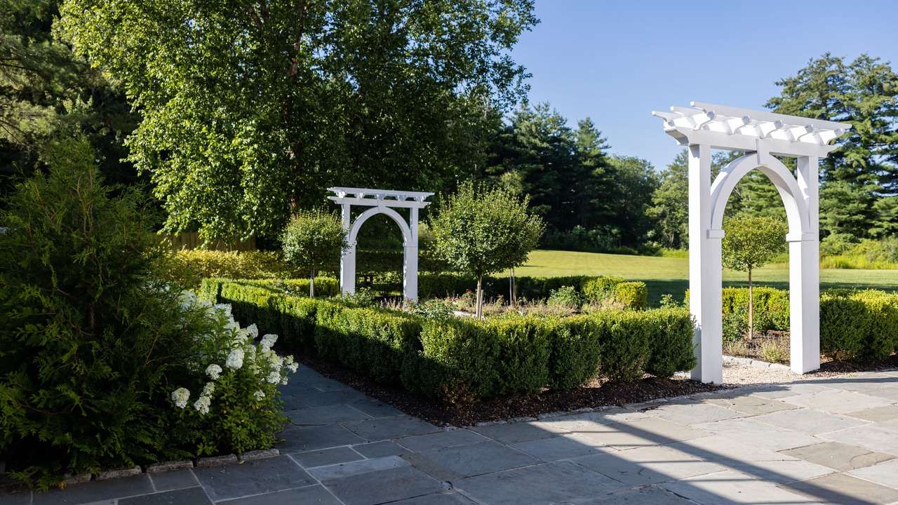 Photo of Outdoor in Litchfield