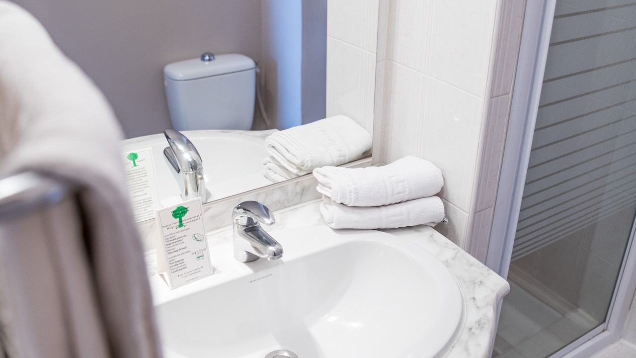 Photo of Bathroom in Nailloux