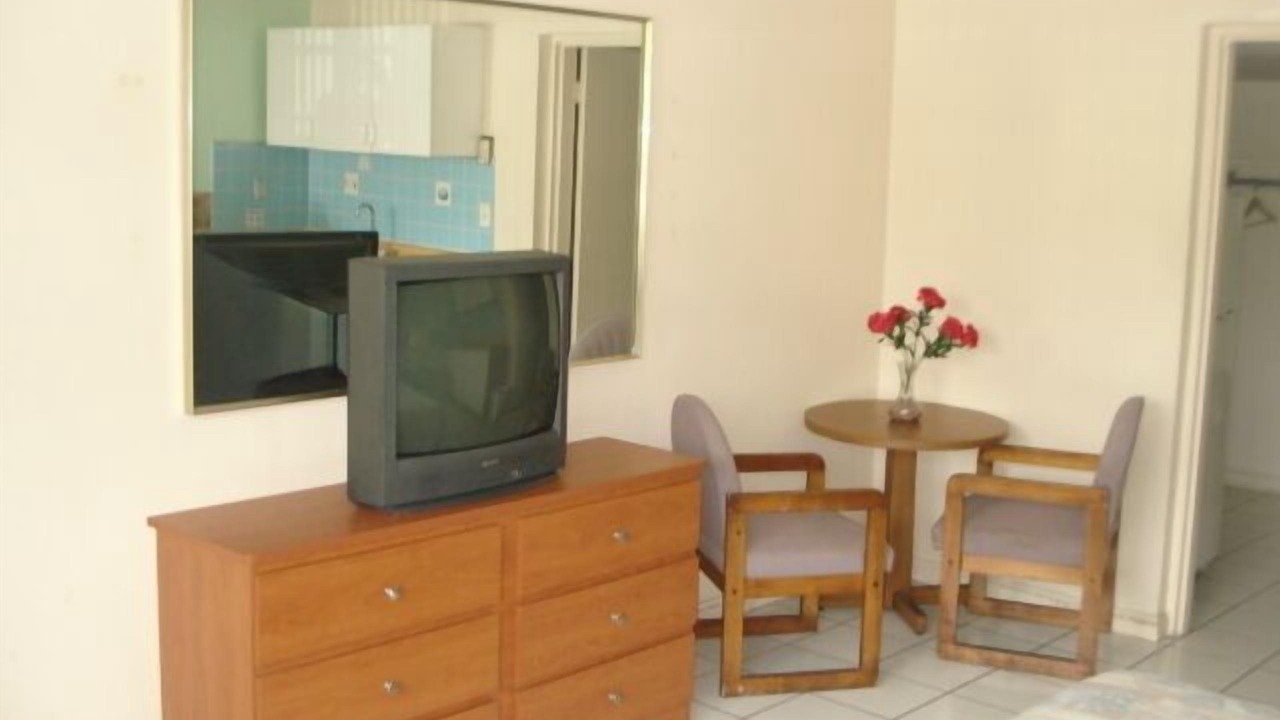 Photo of Bedroom in Hallandale Beach