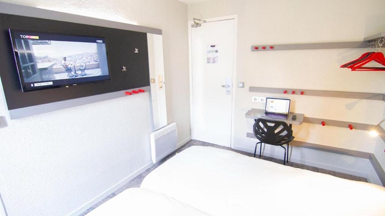 Photo of Bedroom in Trappes