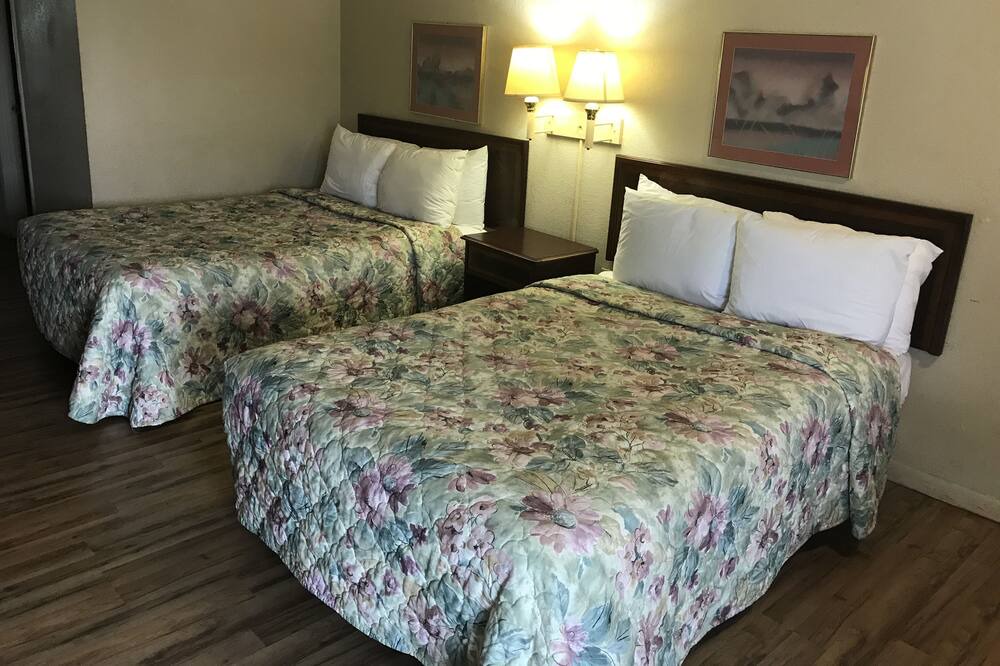 Photo of Bedroom in Berea