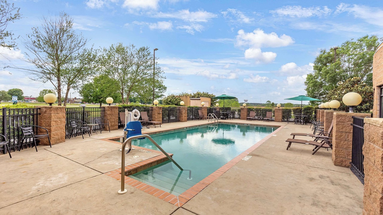 Photo of Outdoor in Atmore