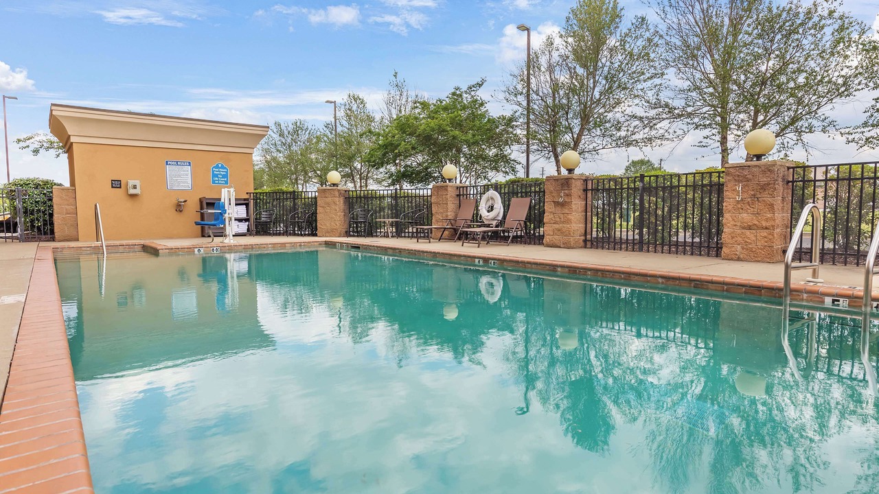 Photo of Outdoor in Atmore