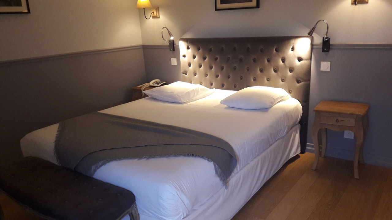 Photo of Bedroom in Chablis