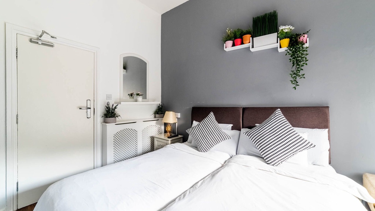 Photo of Bedroom in Lewisham