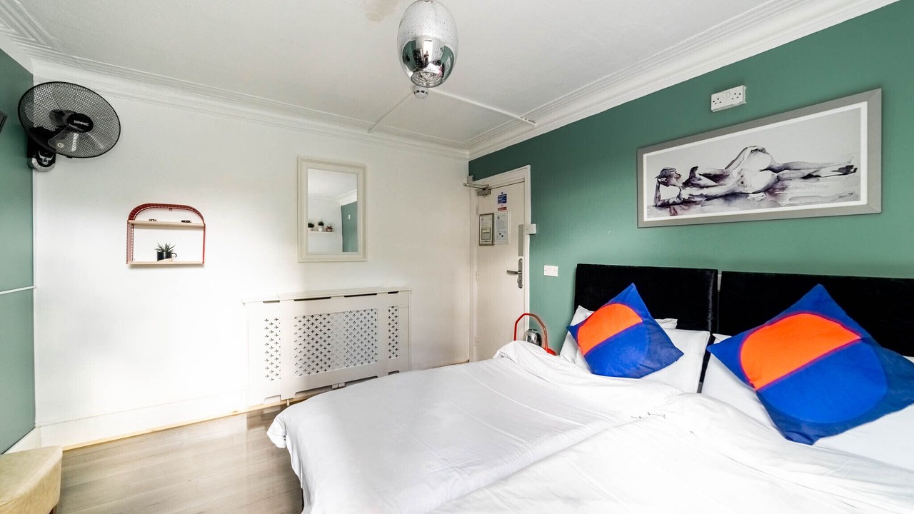 Photo of Bedroom in Lewisham