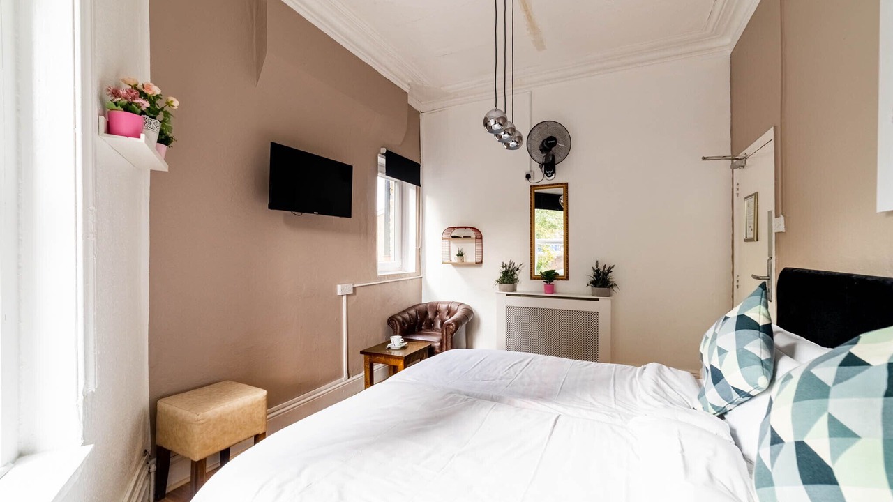 Photo of Bedroom in Lewisham