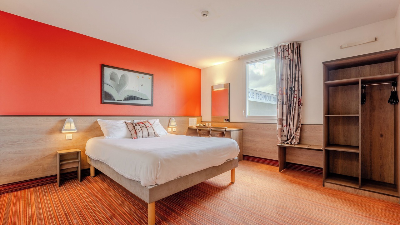 Photo of Bedroom in Noyelles-Godault