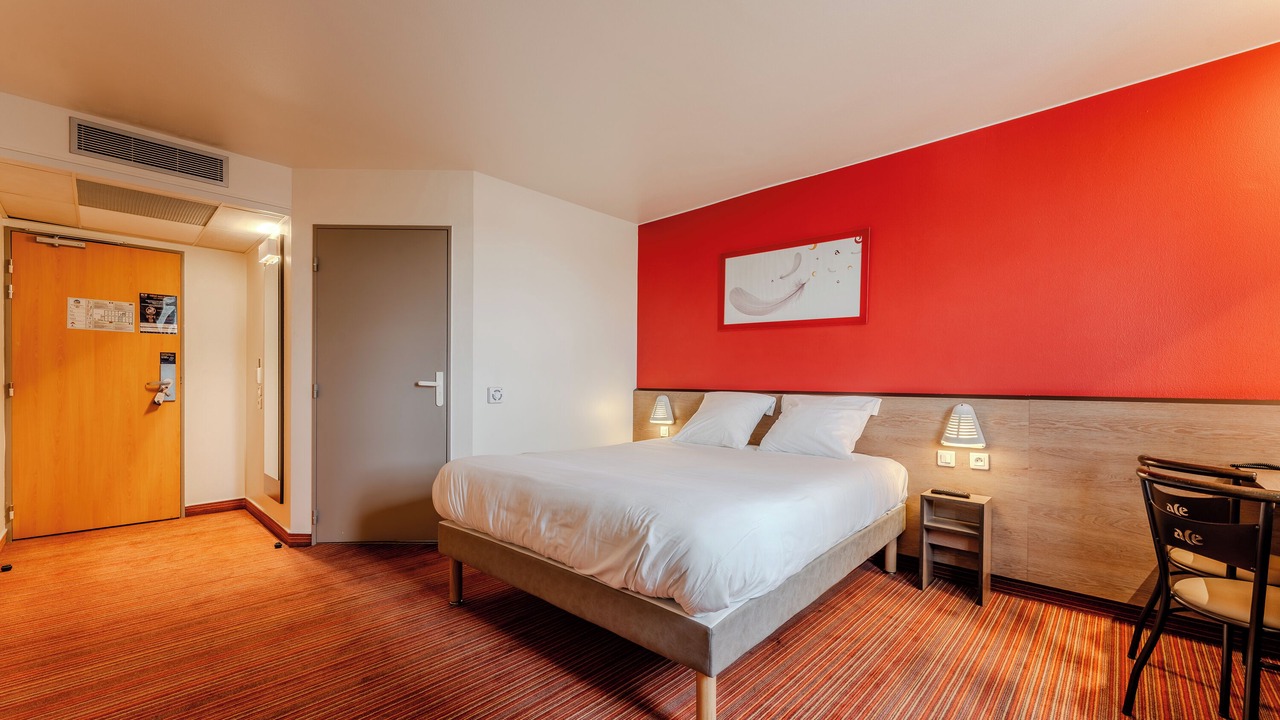 Photo of Bathroom in Noyelles-Godault