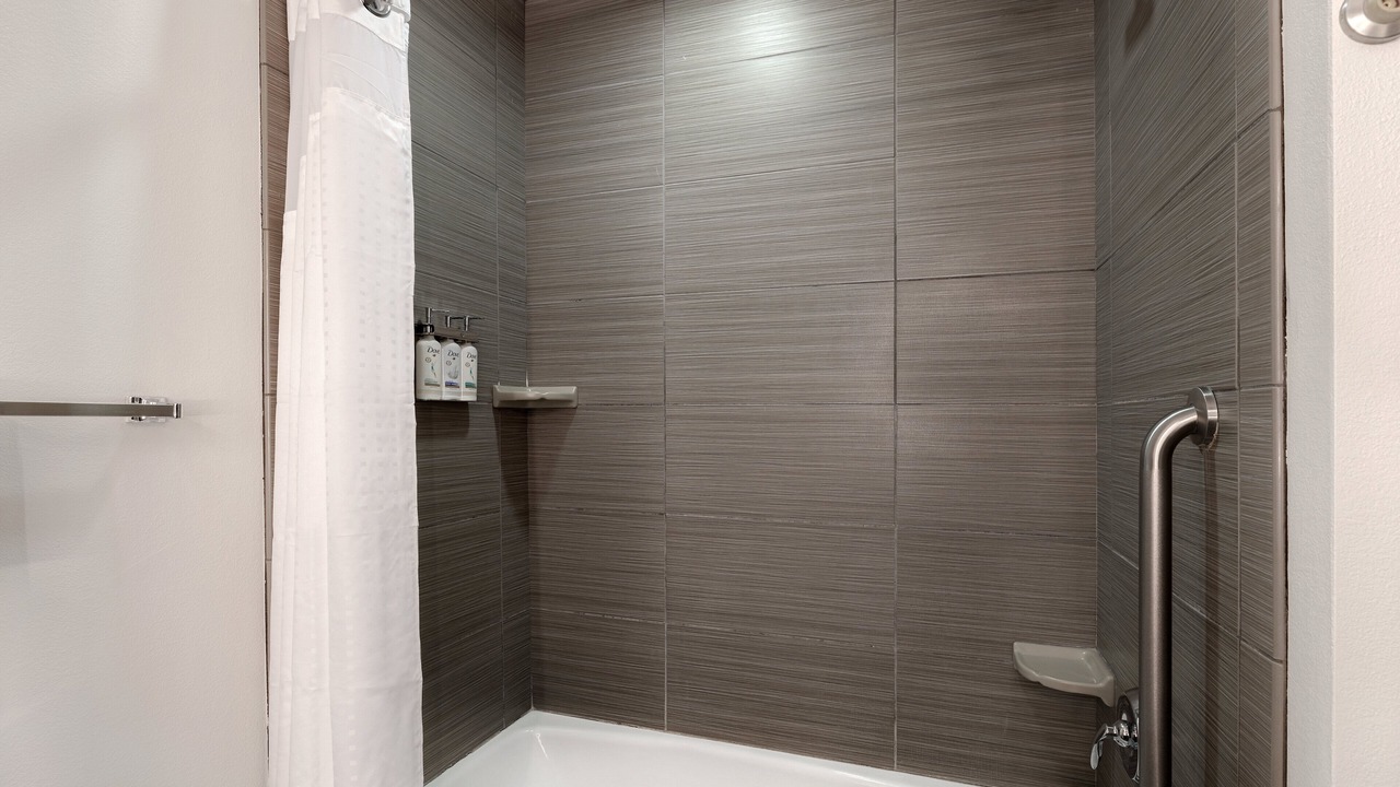Photo of Bathroom in Rosedale