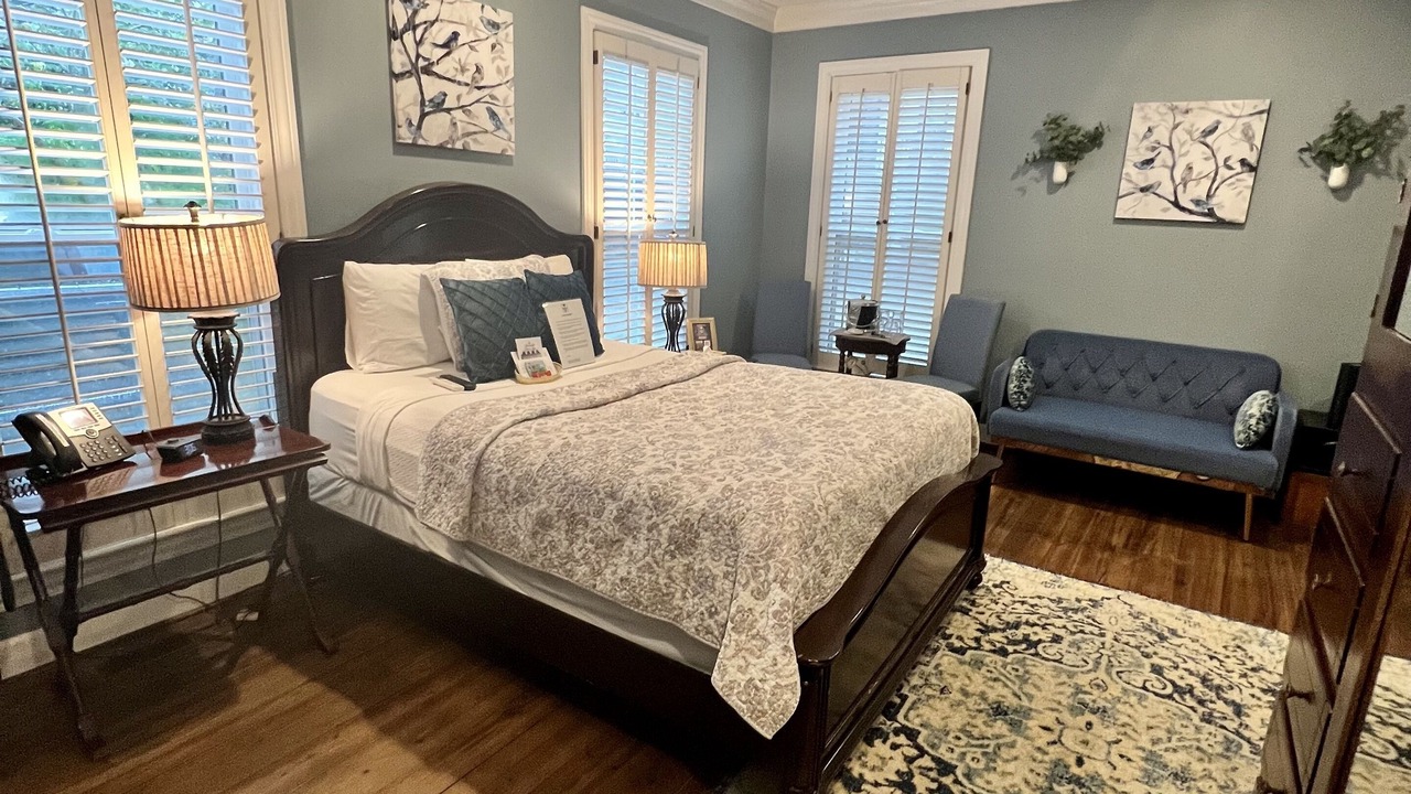 Photo of Bedroom in Charleston Historic District