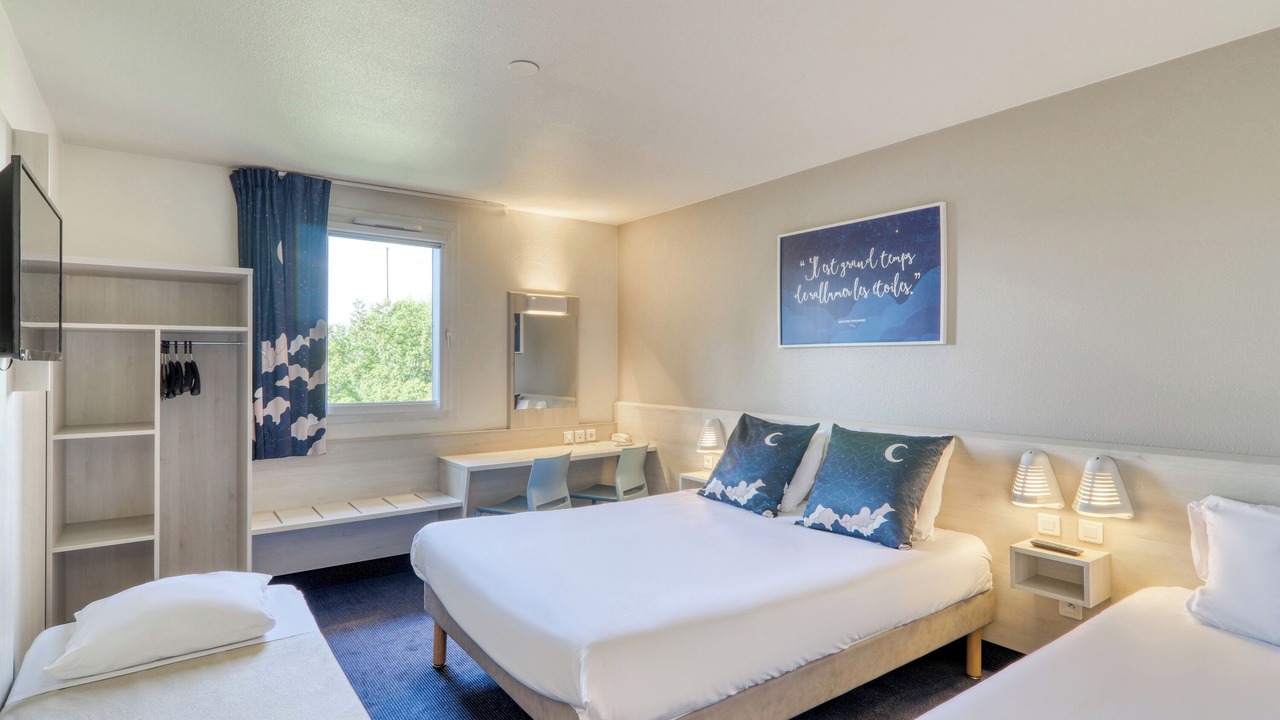 Photo of Bedroom in Riom