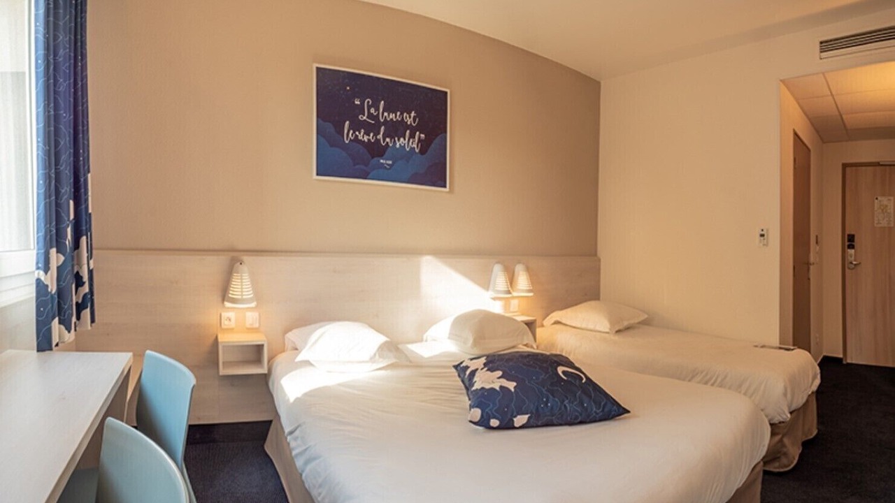 Photo of Bedroom in Issoire