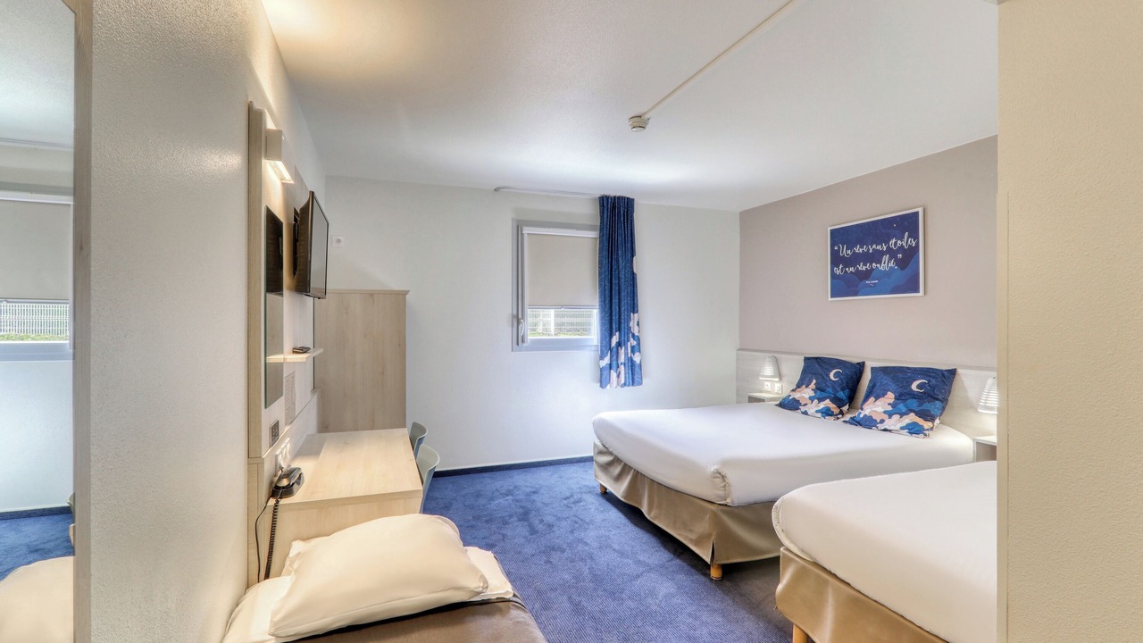 Photo of Bedroom in Issoire