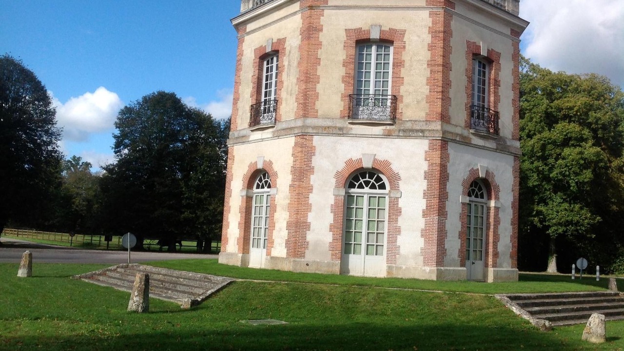 Photo of Outdoor in Anet