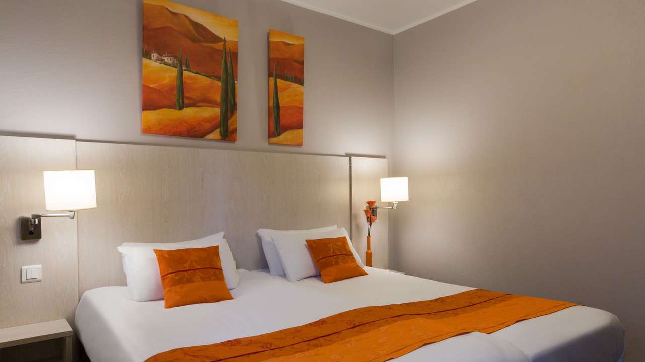 Photo of Bedroom in Anet