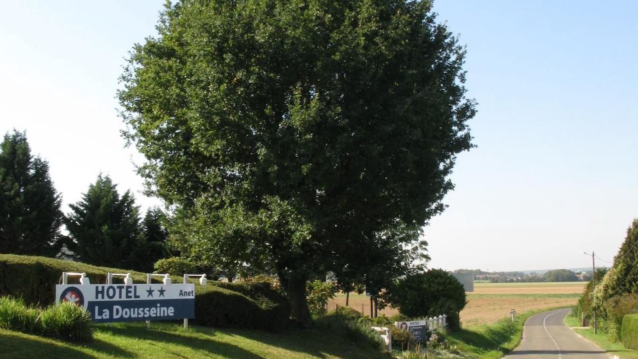 Photo of Outdoor in Anet