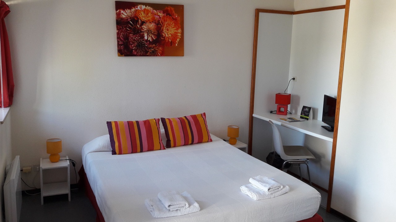 Photo of Others in Camares