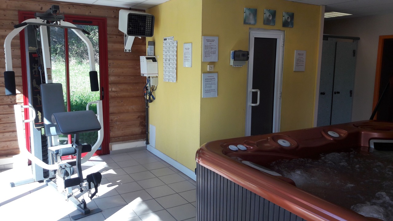 Photo of Others in Camares