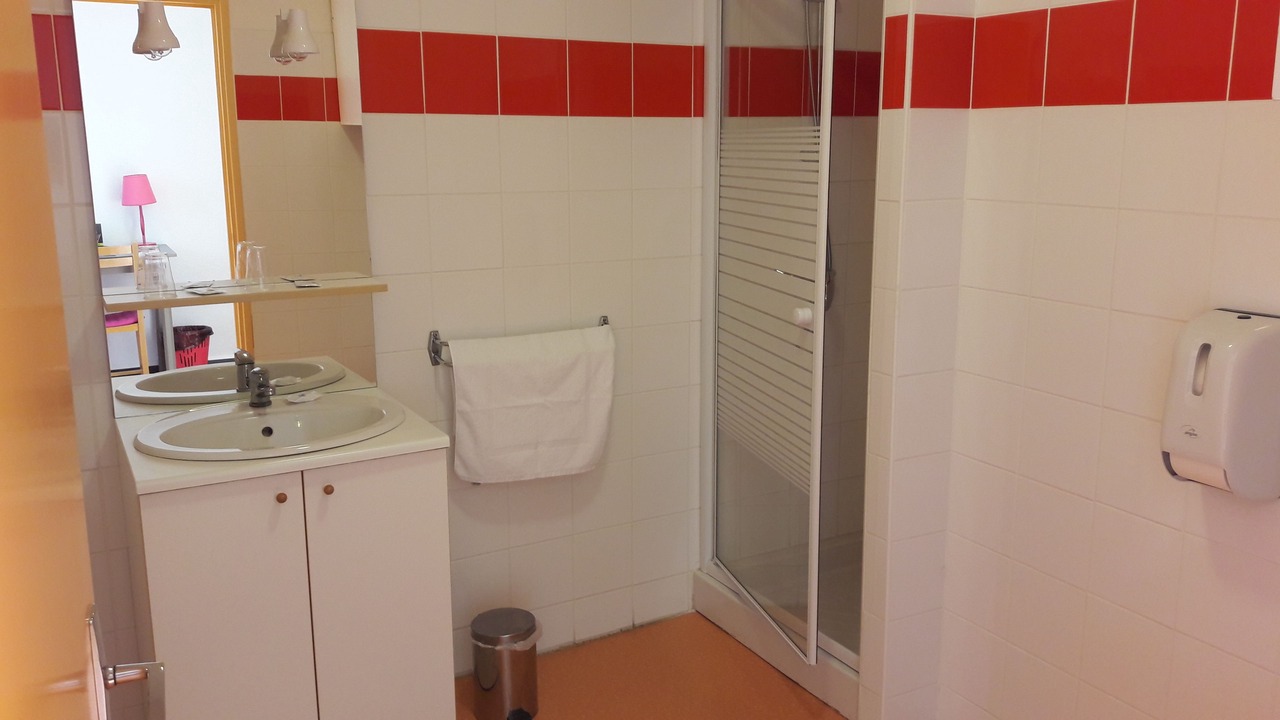 Photo of Bathroom in Camares