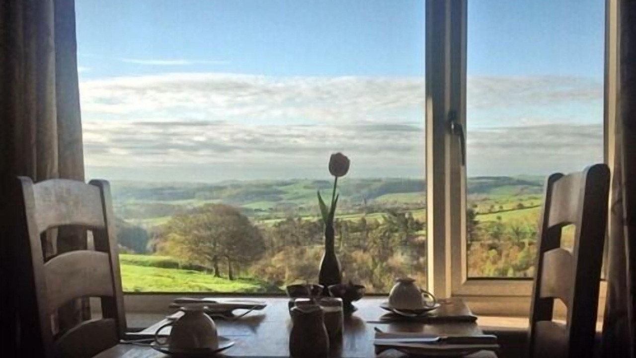 Photo of Others in Over Haddon