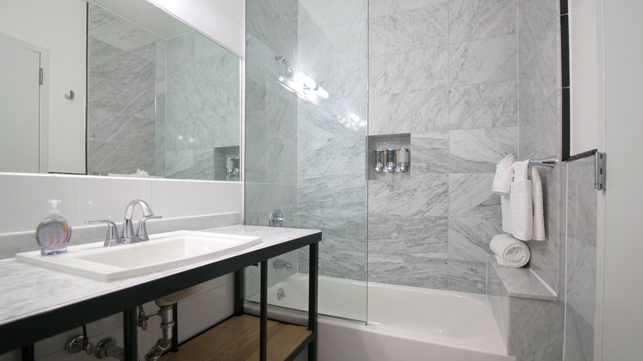 Photo of Bathroom in Greenpoint