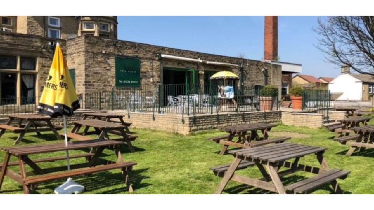 Photo of Outdoor in Idle