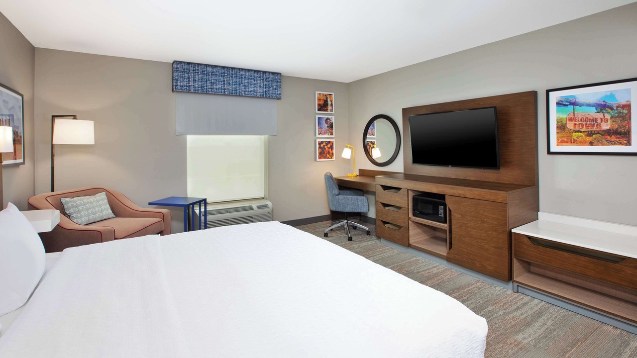 Photo of Bedroom in Clinton
