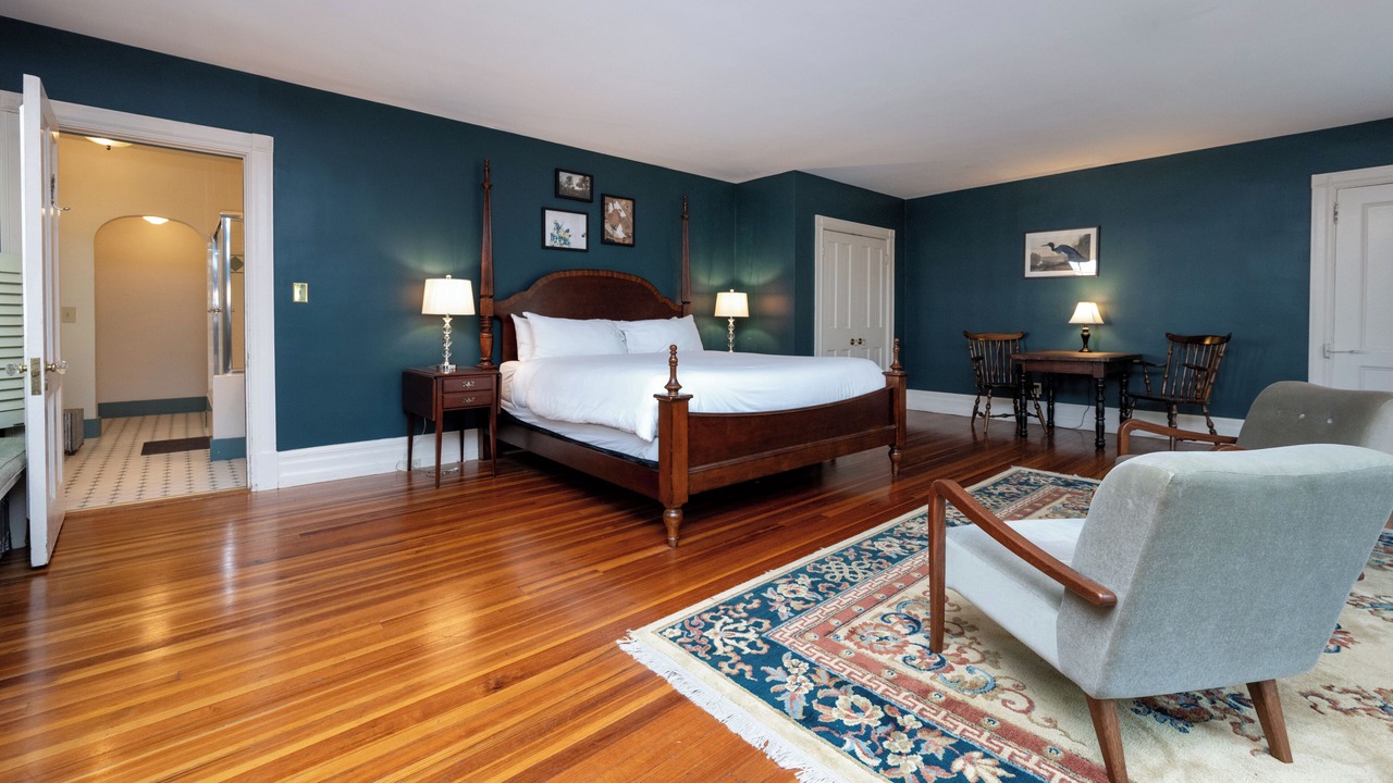 Photo of Bedroom in Lenox