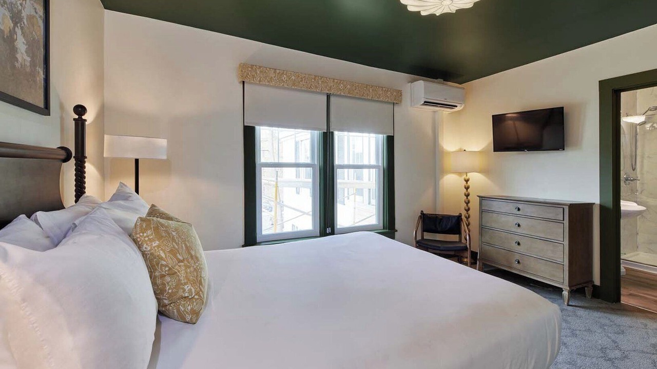 Photo of Bathroom in Lenox