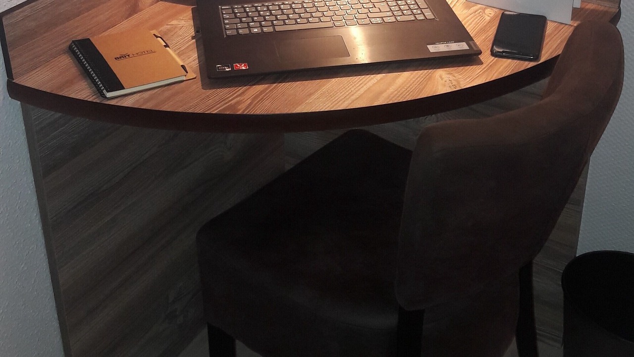 Photo of Others in Lons