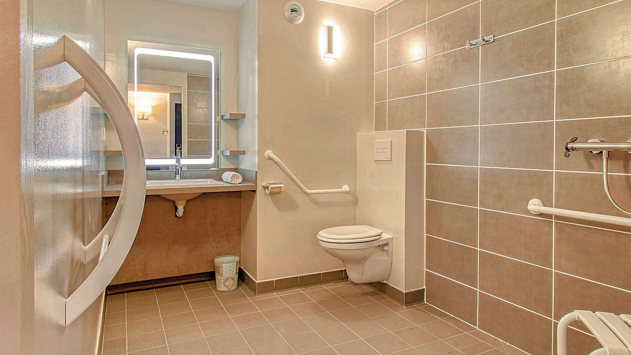 Photo of Bathroom in Lons