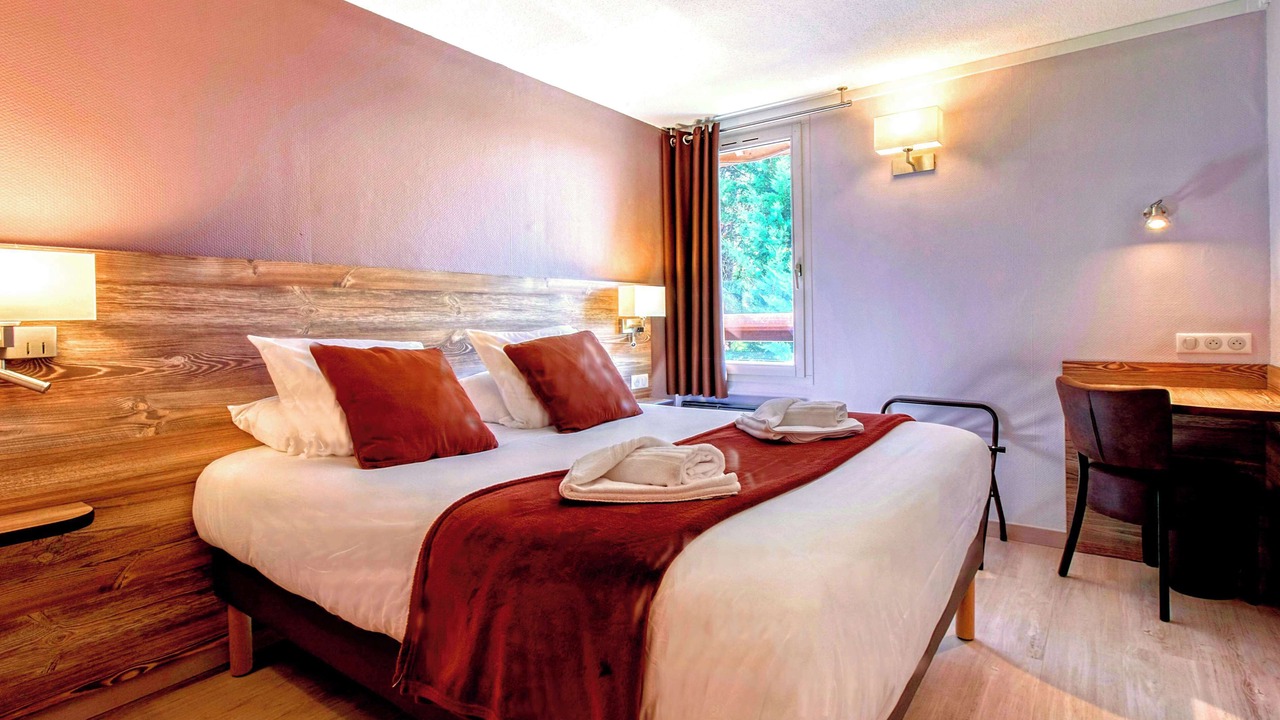 Photo of Bedroom in Lons