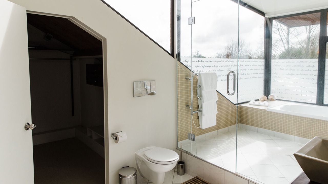 Photo of Bathroom in Tamahere